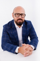 Как понравиться мужчине и замотивировать его на общение ?